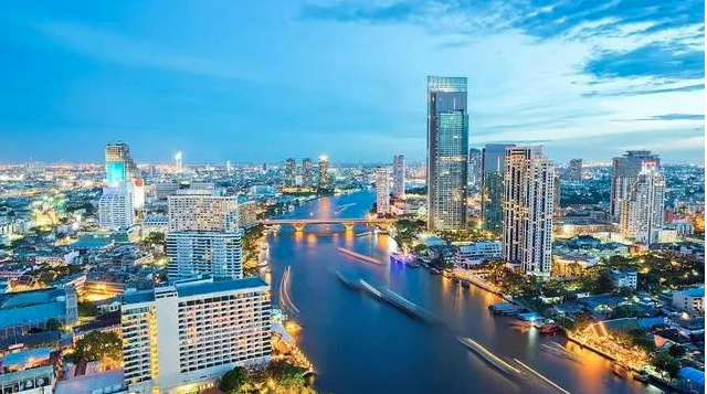泰国曼谷B酒店 Thailand Bangkok B hotel 
投资额：8亿泰铢